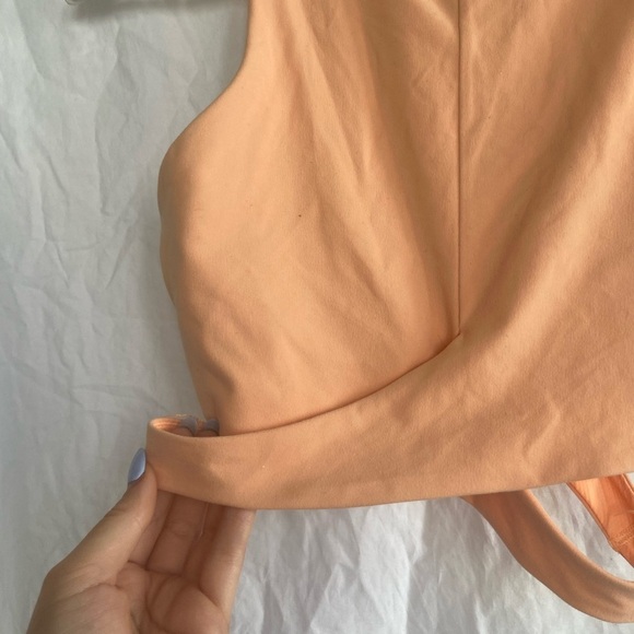 Athleta Conscious Crop Cut Out Bra Size Small - Picture 14 of 15